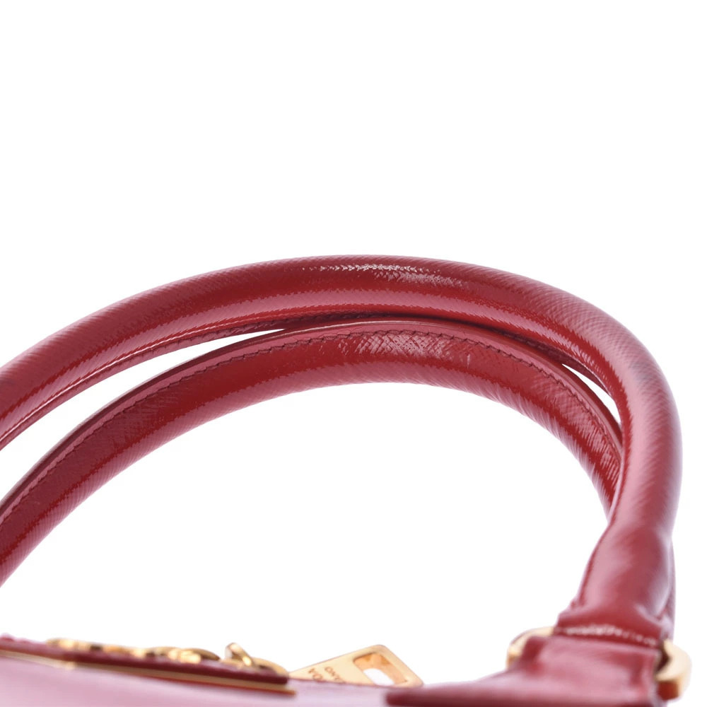 Prada Red Saffiano Handbag Enamel Red - Picture 4 of 9